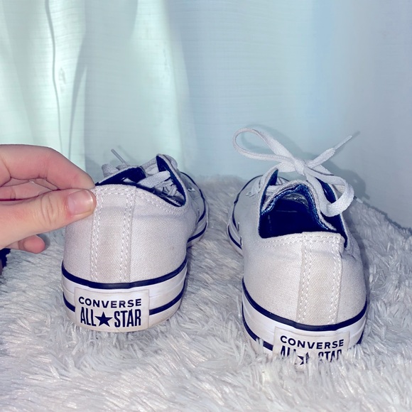 Women’s converse - Picture 4 of 6